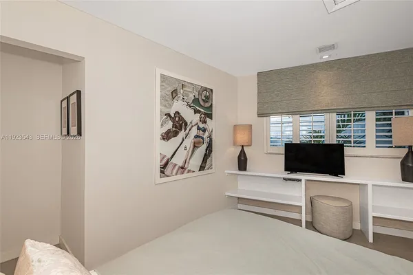 $20,000 | 375 Harbor Court, Key Biscayne, FL 33149