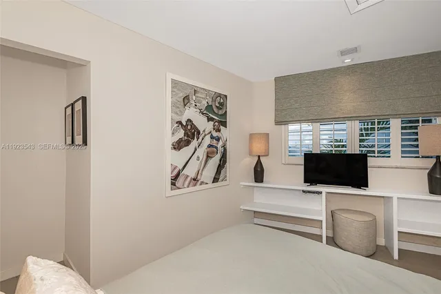 $21,500 | 375 Harbor Court, Key Biscayne, FL 33149