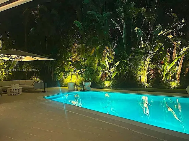 $21,500 | 375 Harbor Court, Key Biscayne, FL 33149