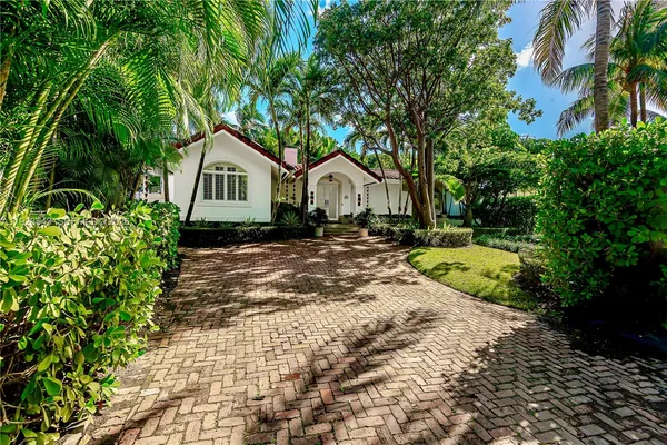 $20,000 | 375 Harbor Court, Key Biscayne, FL 33149