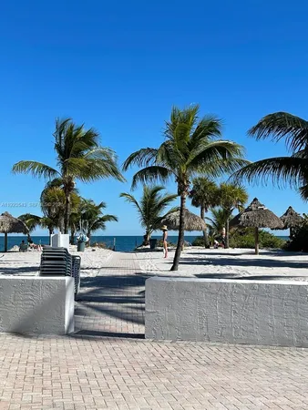 $20,000 | 375 Harbor Court, Key Biscayne, FL 33149