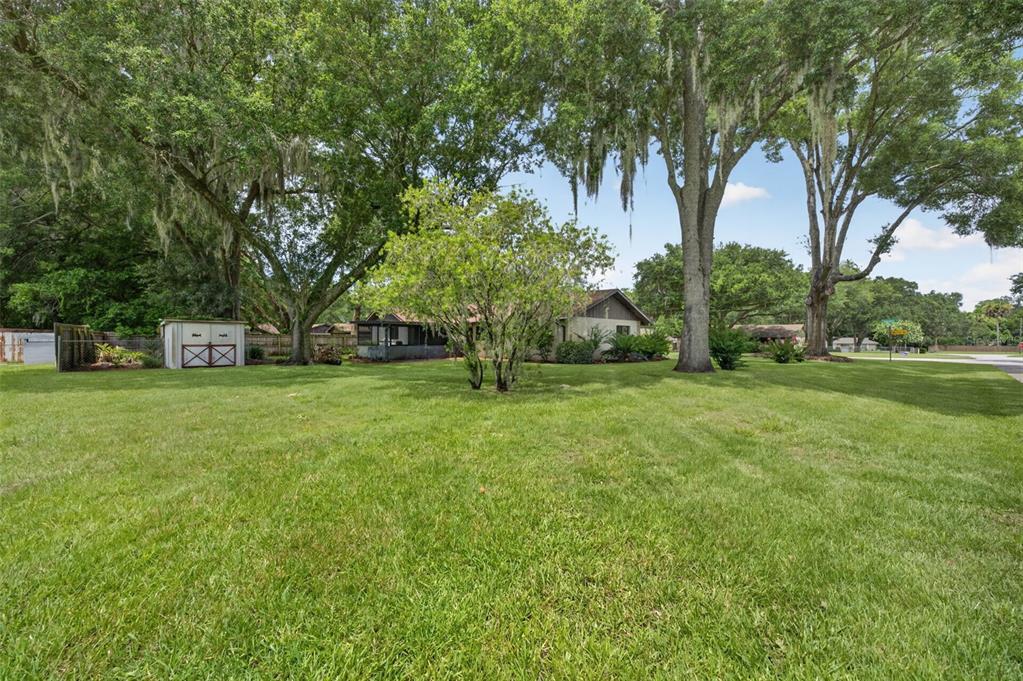 290 Sandyhook Lane DeLand, FL 32724 - Photo 23 of 27