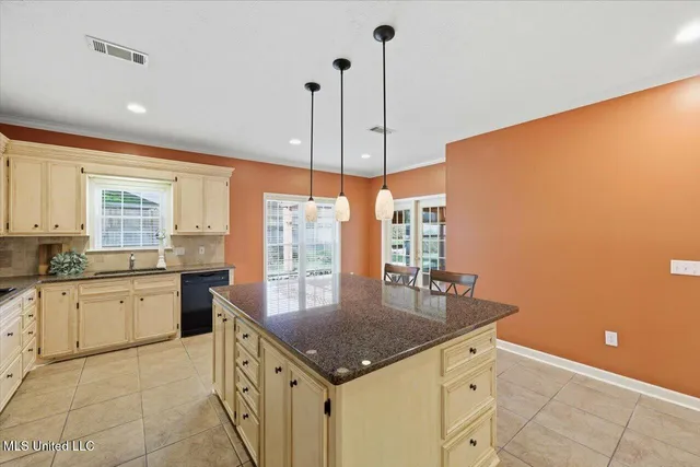 $378,000 | 73 Eastgate Drive, Brandon, MS 39042