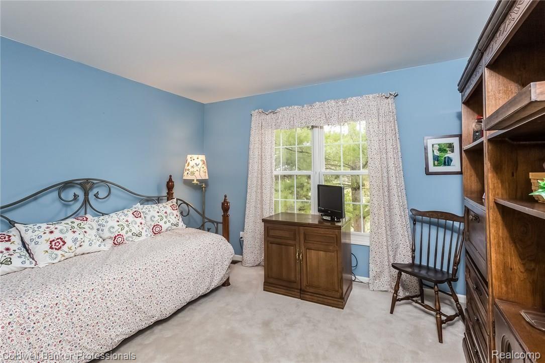 46743 Mornington Road Canton, MI 48188 - Photo 36 of 51 040-Bedroom-3939252-medium.jpg