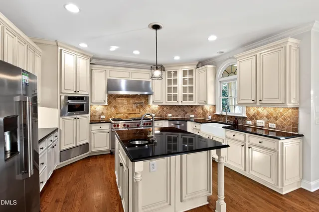 $1,450,000 | 307 Lantern Ridge Lane, Cary, NC 27519