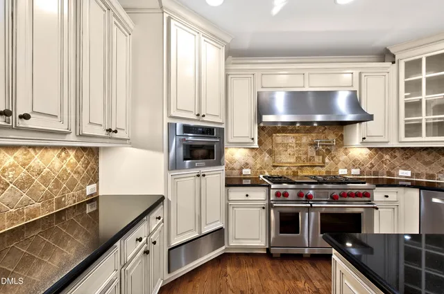 $1,450,000 | 307 Lantern Ridge Lane, Cary, NC 27519