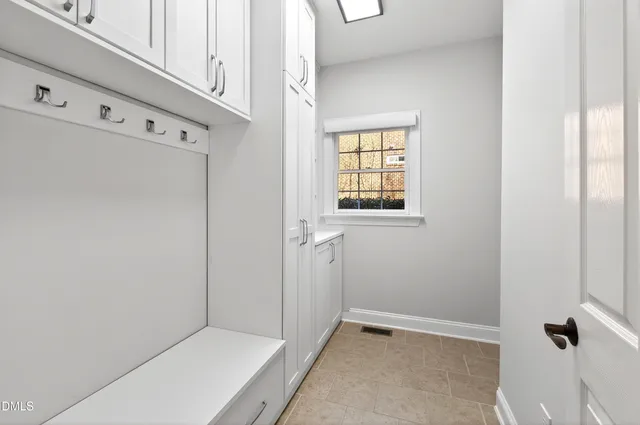 $1,450,000 | 307 Lantern Ridge Lane, Cary, NC 27519