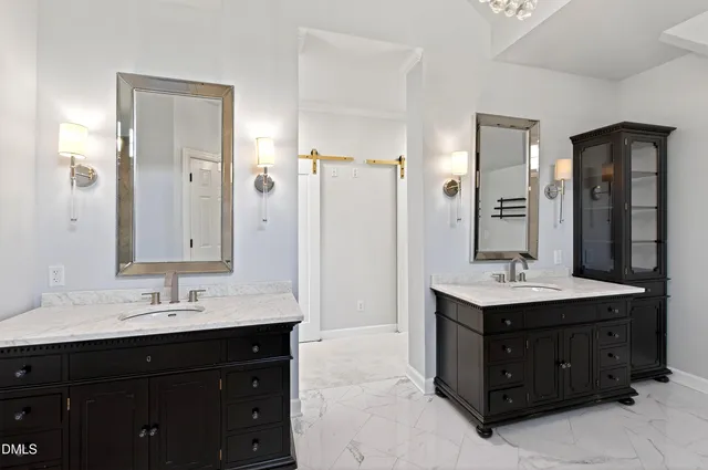 $1,450,000 | 307 Lantern Ridge Lane, Cary, NC 27519