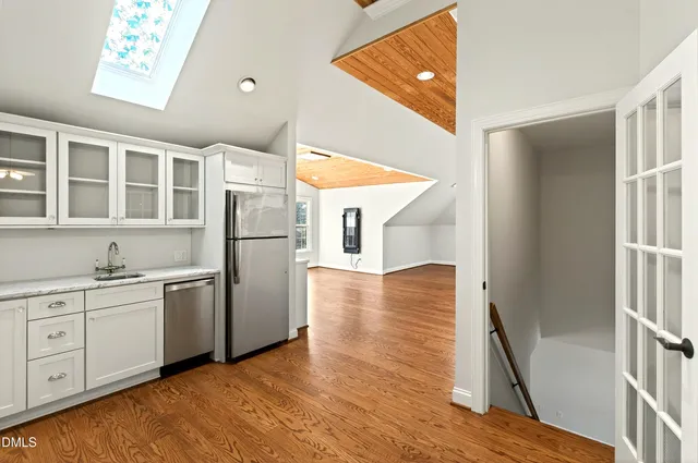 $1,450,000 | 307 Lantern Ridge Lane, Cary, NC 27519