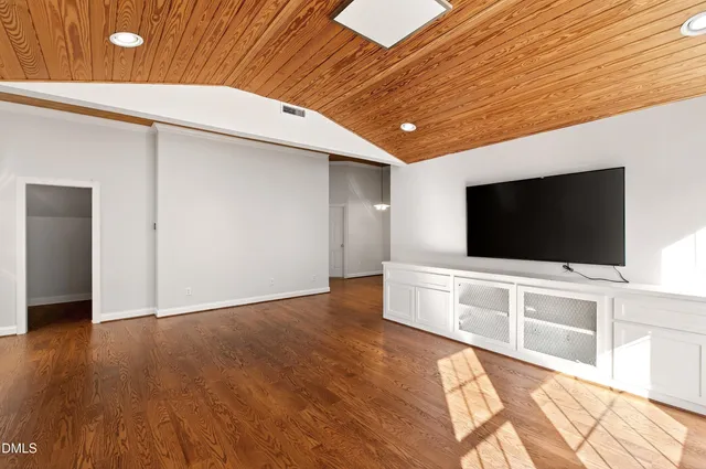 $1,450,000 | 307 Lantern Ridge Lane, Cary, NC 27519