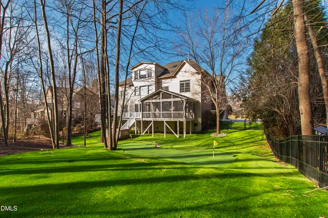 $1,450,000 | 307 Lantern Ridge Lane, Cary, NC 27519