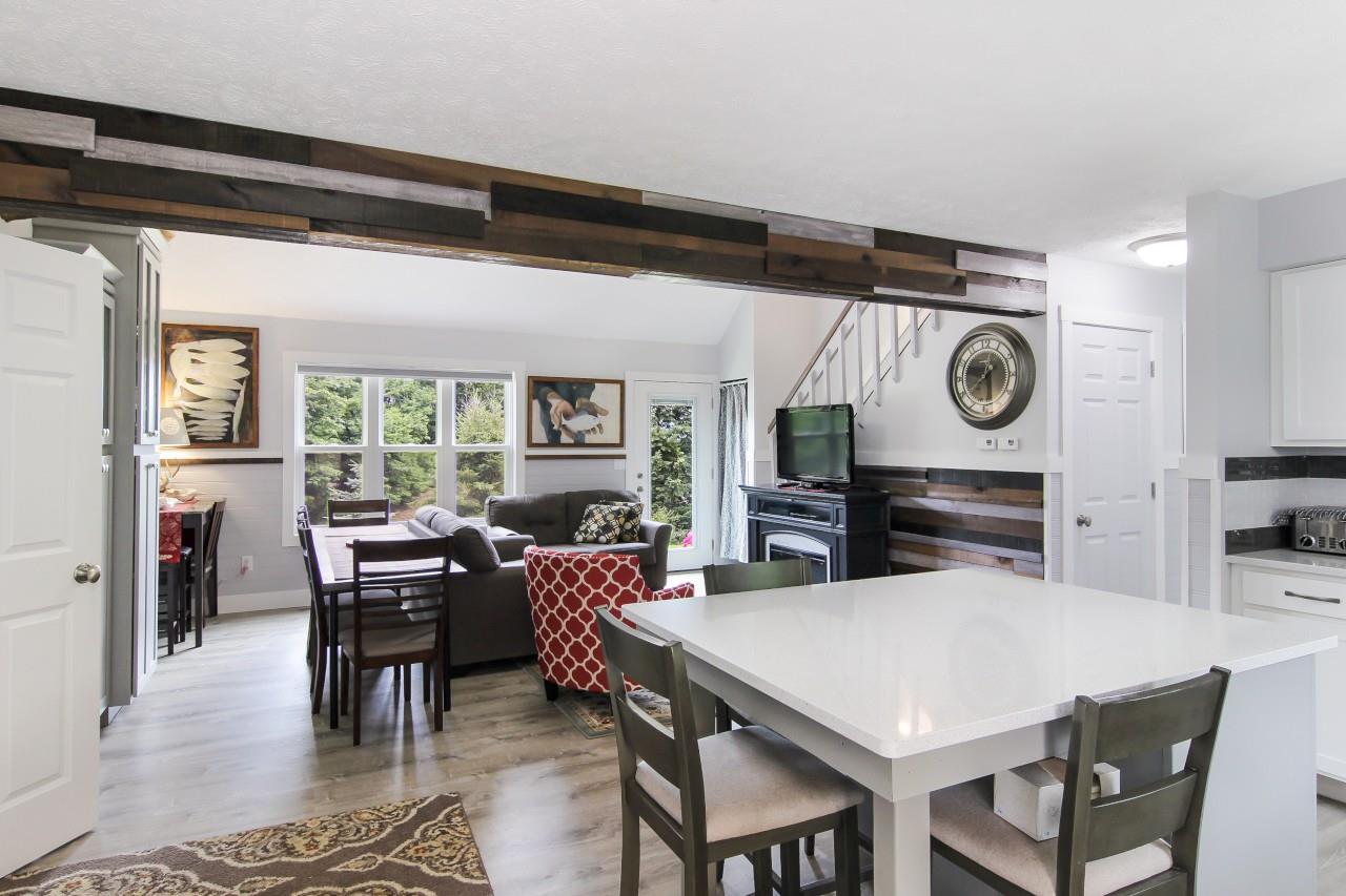 9850 East Bingham Road Traverse City, MI 49684 - Photo 9 of 29 1865386-8.JPG