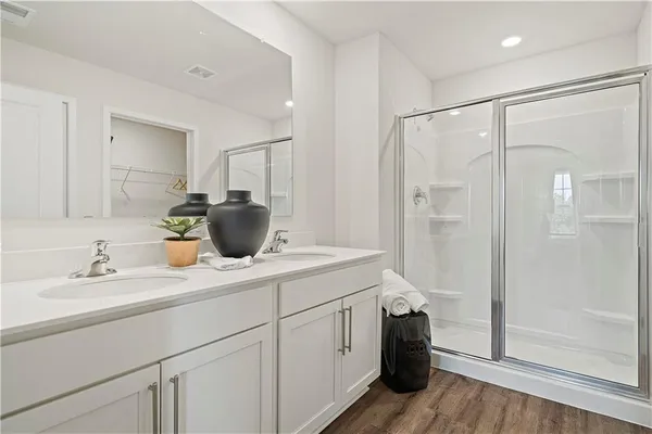 $381,990 | 10308 Tuscany Parkway, Peculiar, MO 64078