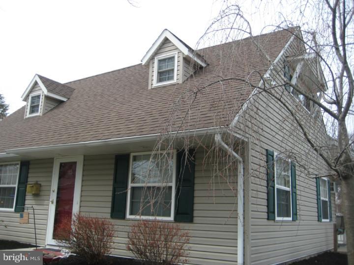 85 Upland Road Levittown, PA 19056 - Photo 3 of 25 Exterior Front