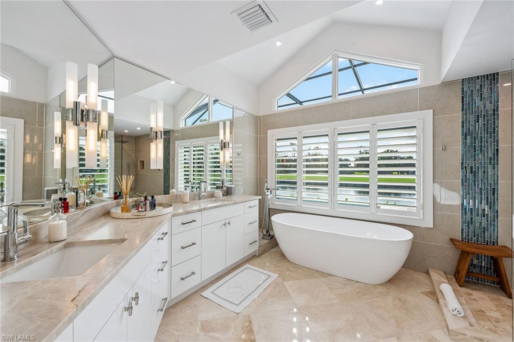 35 Grey Wing Point Naples, FL 34113 - Photo 13 of 29