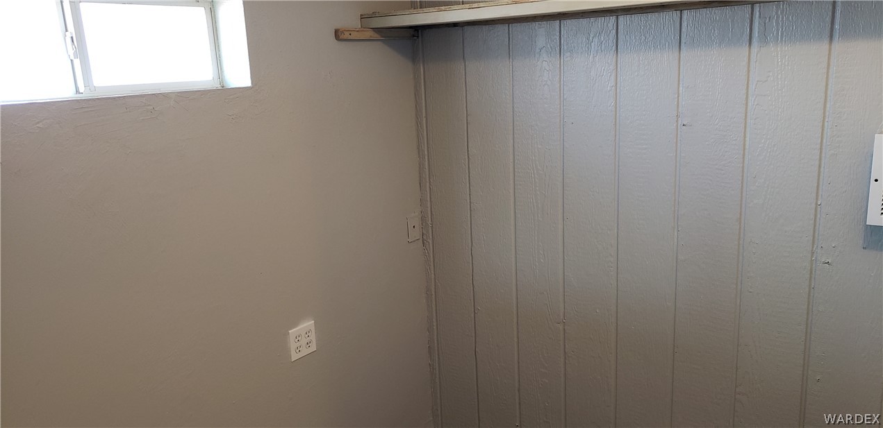 897 South Verde Road Golden Valley, AZ 86413 - Photo 42 of 49 Storage room