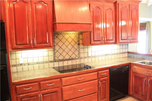 26466 Oak Grove Road Elkmont, AL 35620 - Photo 9 of 20