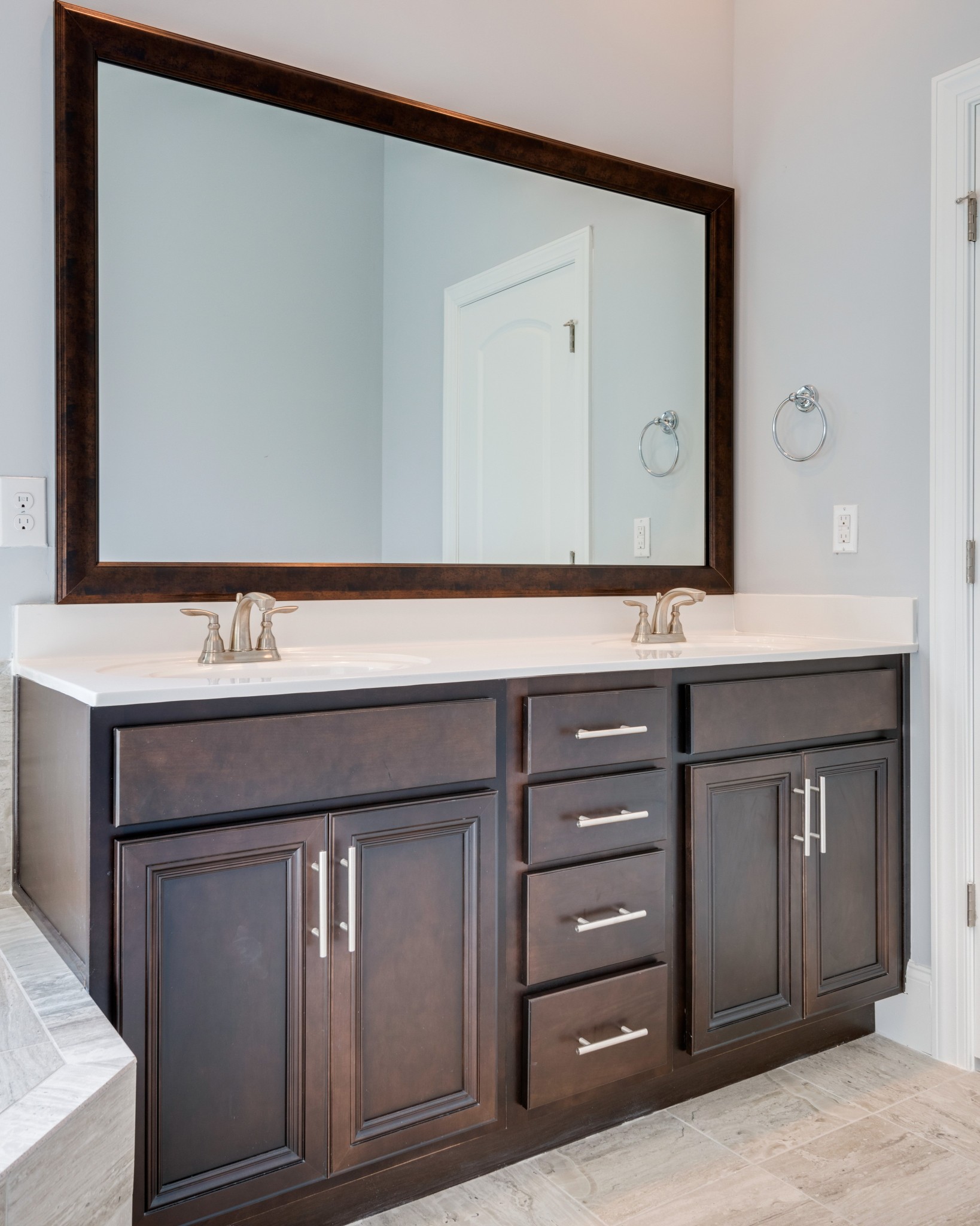 18 Hon Circle Murfreesboro, TN 37128 - Photo 20 of 30 a bathroom with a sink and a mirror
