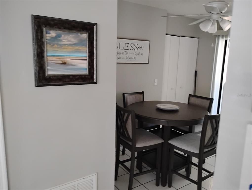 820 Coconut Road Venice, FL 34293 - Photo 11 of 35 Gallery Image 11