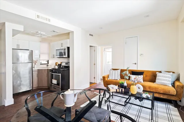 $995,888 | 3014 Brighton 1st Street | Brighton Beach