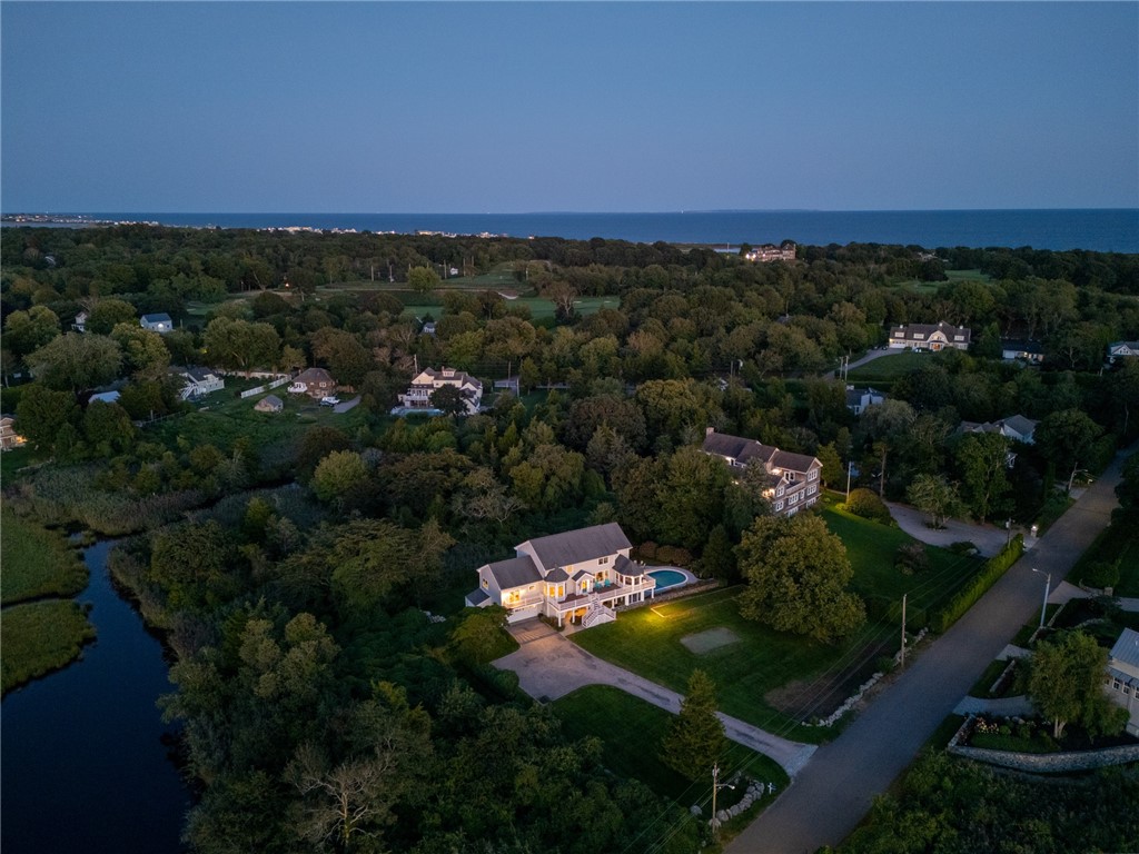 112 Avondale Road Westerly, RI 02891 - Photo 20 of 46