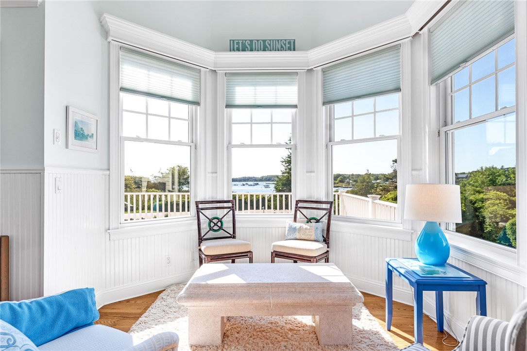 112 Avondale Road Westerly, RI 02891 - Photo 27 of 46