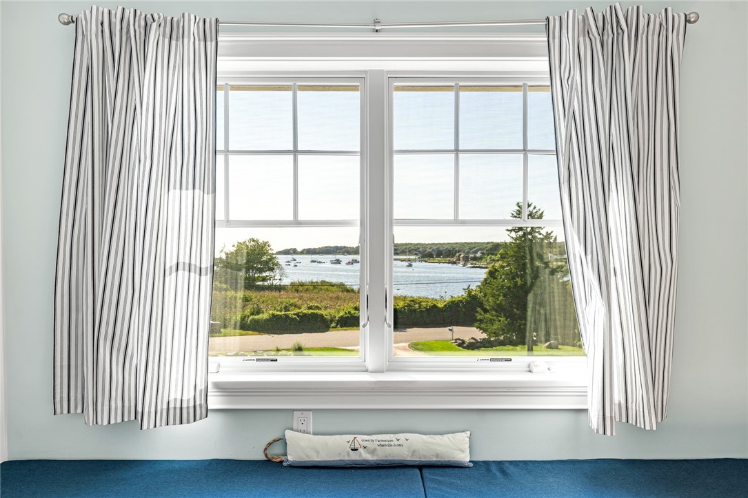 112 Avondale Road Westerly, RI 02891 - Photo 36 of 46