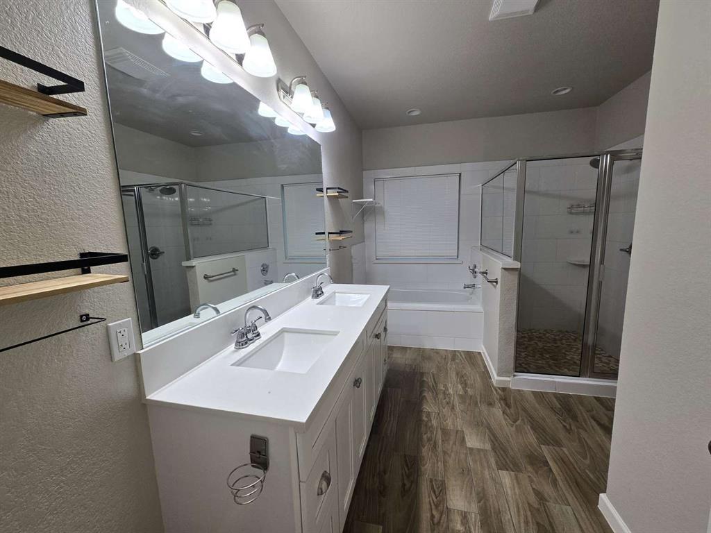 3250 Springfield Road Springtown, TX 76082 - Photo 13 of 19