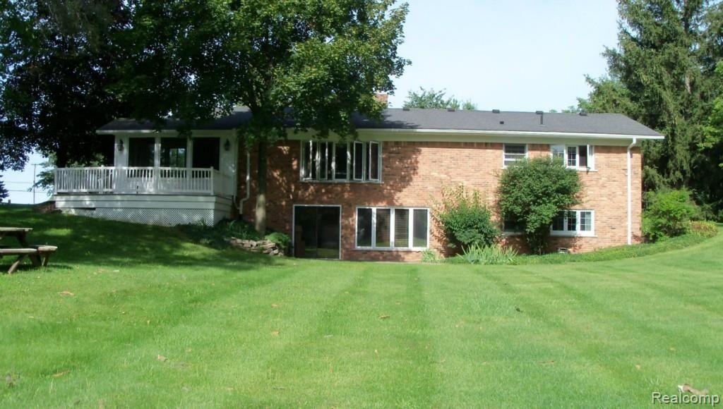 72000 Memphis Ridge Road Richmond, MI 48062 - Photo 10 of 52