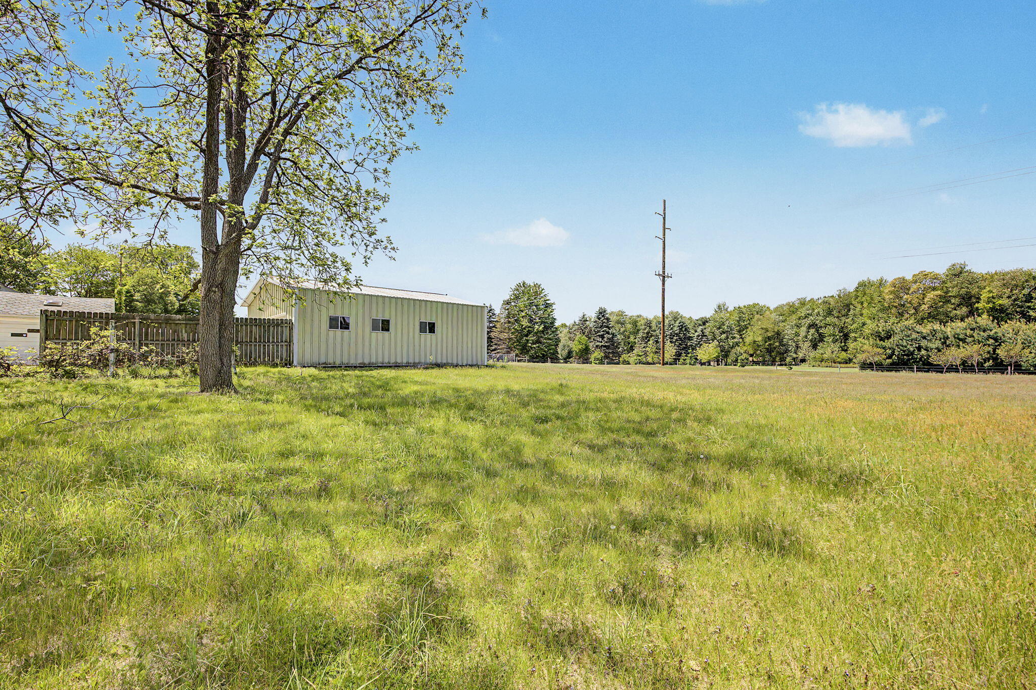 11595 4 Mile Road Battle Creek, MI 49015 - Photo 35 of 36 37-web-or-mls-CQ1A2306