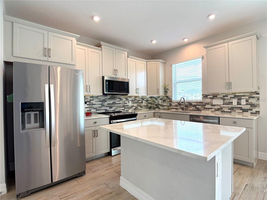 771 Spring Palms Loop Orlando, FL 32828 - Photo 6 of 40