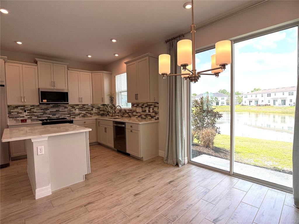 771 Spring Palms Loop Orlando, FL 32828 - Photo 8 of 40