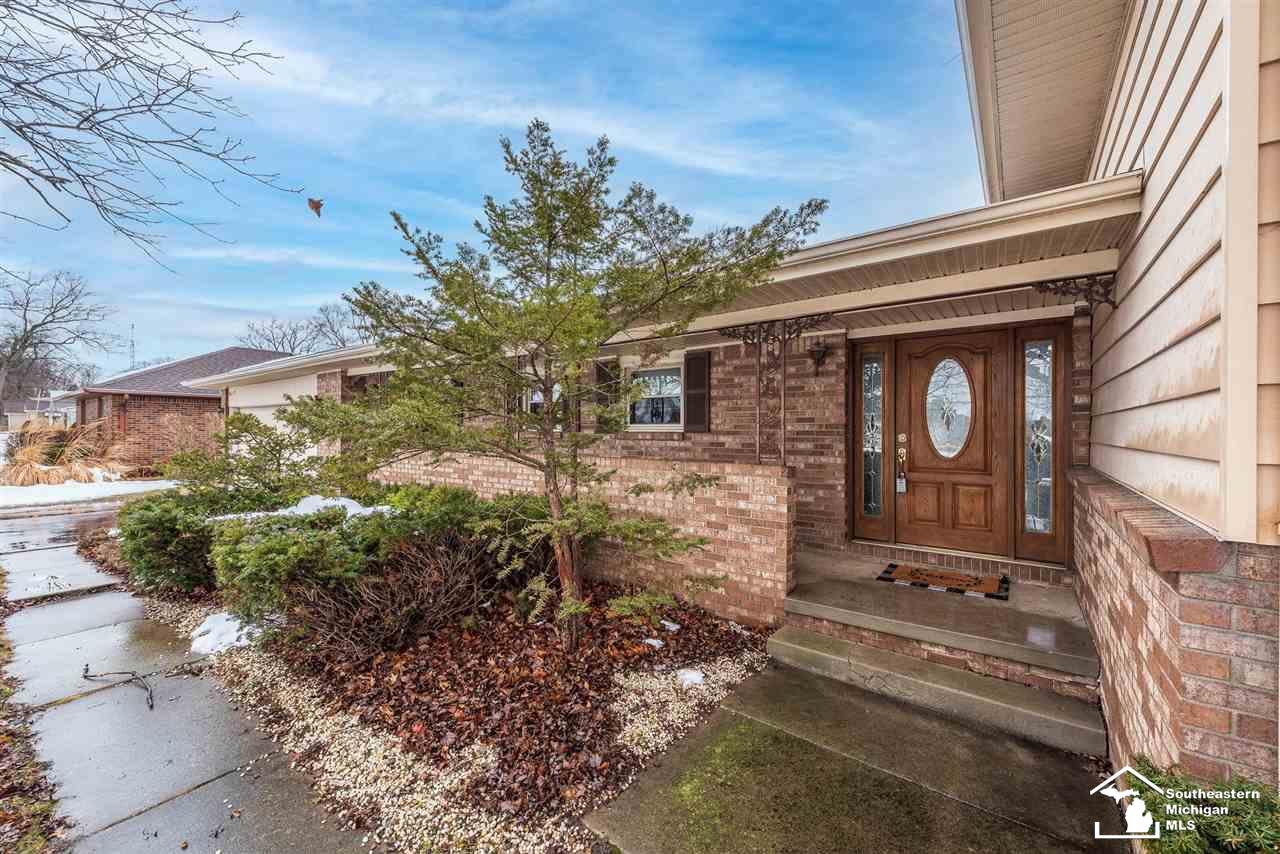 2962 South Custer Road Monroe, MI 48161 - Photo 2 of 40