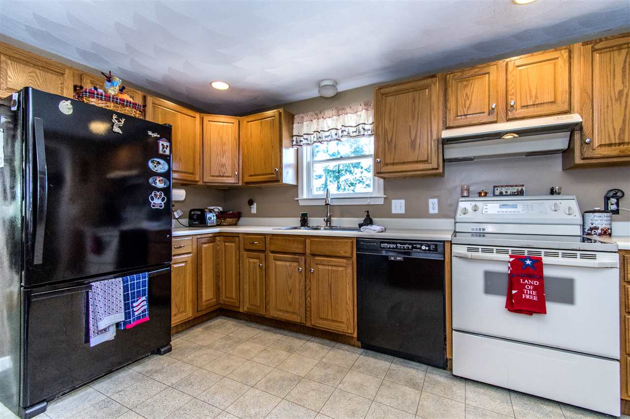 17 Maple Ridge Road Seabrook, NH 03874 - Photo 4 of 35