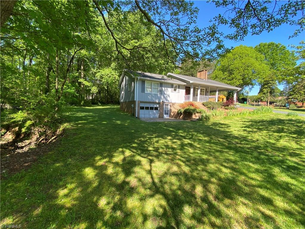 103 Brown Road King, NC 27021 - Photo 4 of 30