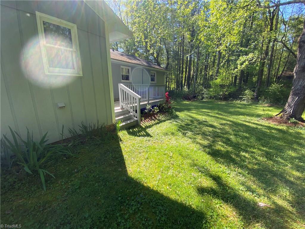 103 Brown Road King, NC 27021 - Photo 8 of 30
