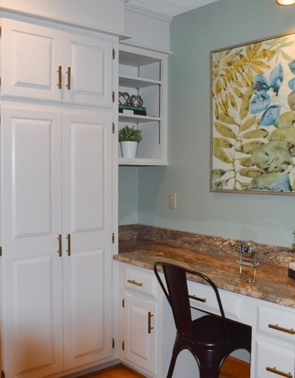 111 Bear Hill Road North Andover, MA 01845 - Photo 9 of 41 a view of cabinets