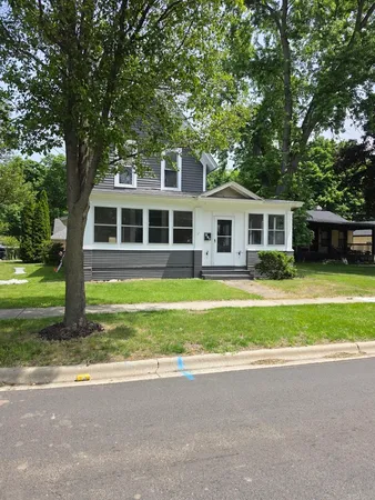 $345,000 | 118 North Washington Street, Carpentersville, IL 60110