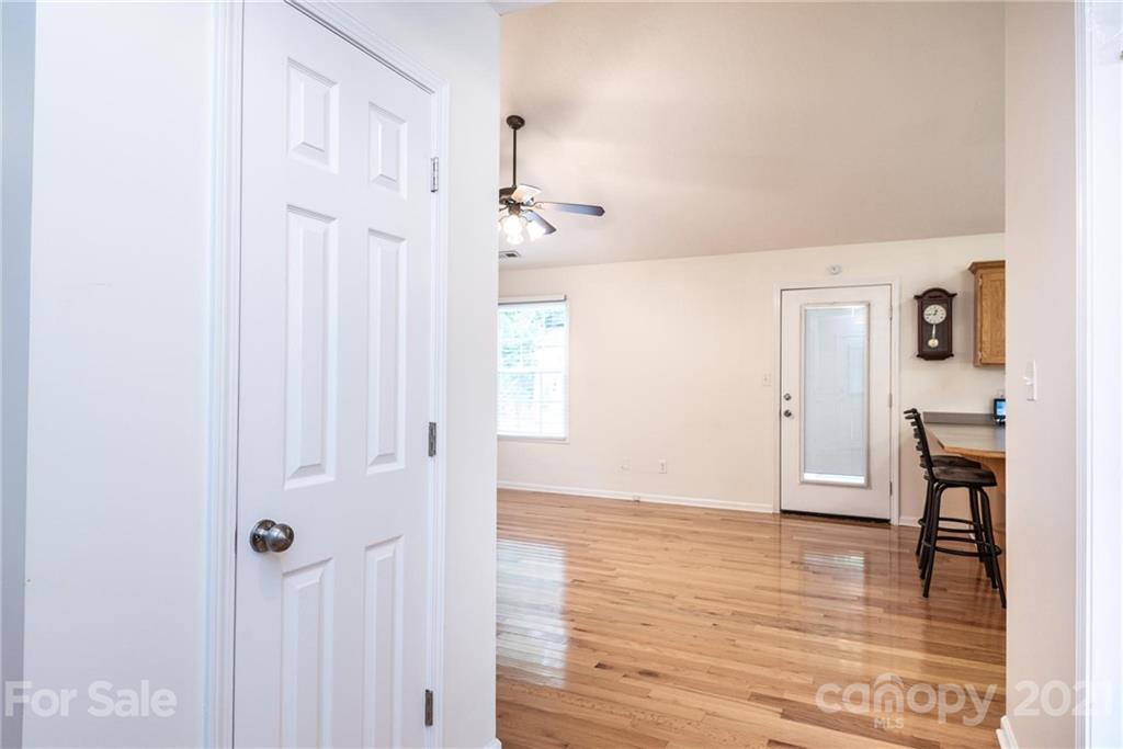 5106 Silver Tree Trail Conover, NC 28613 - Photo 17 of 46 Gallery Image 17