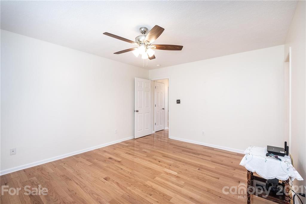 5106 Silver Tree Trail Conover, NC 28613 - Photo 42 of 46 Gallery Image 42
