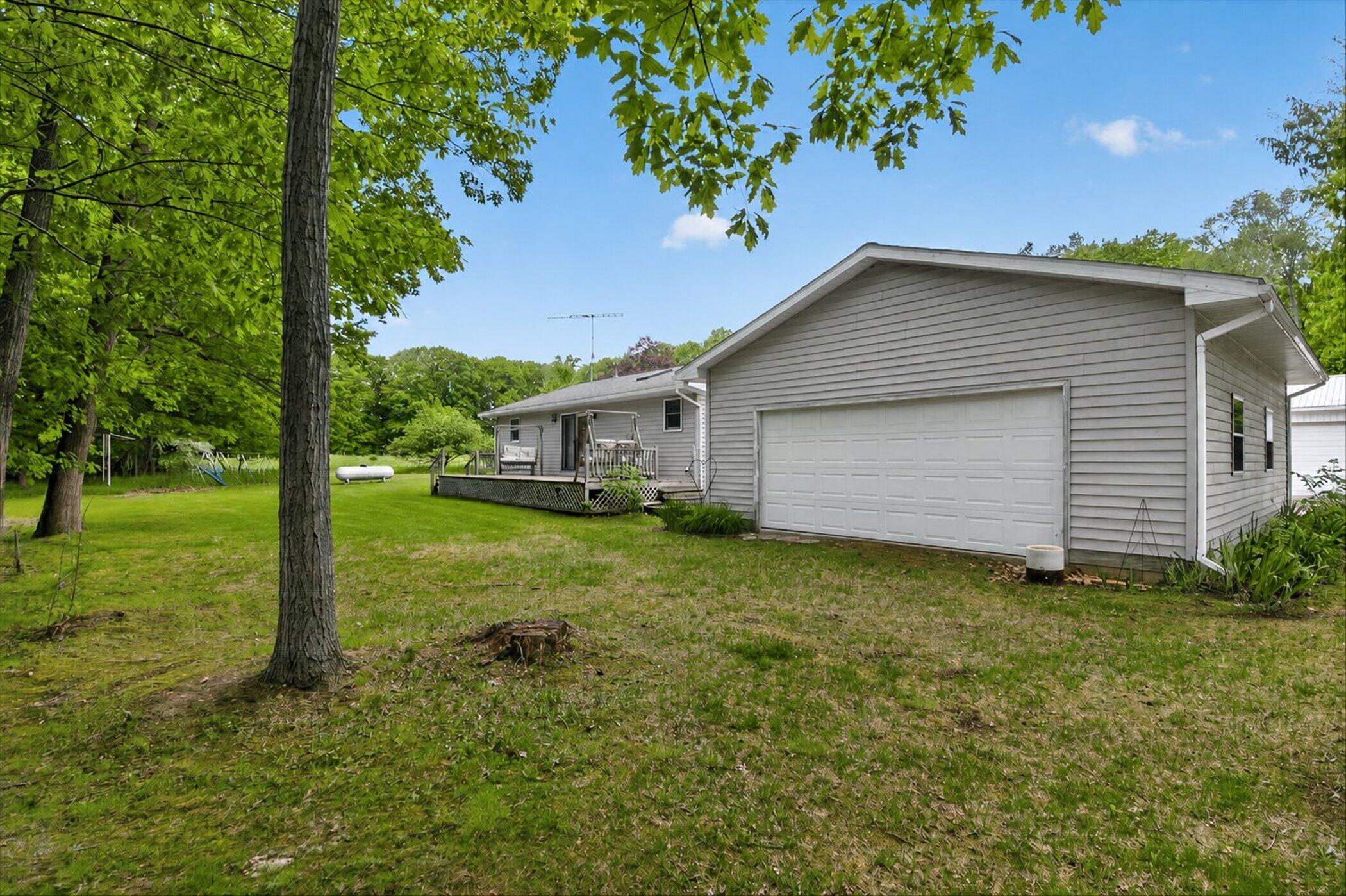 3076 Senator Road Sheridan, MI 48884 - Photo 28 of 47 35-3076-Senator-Rd-Sheridan-WindowStill