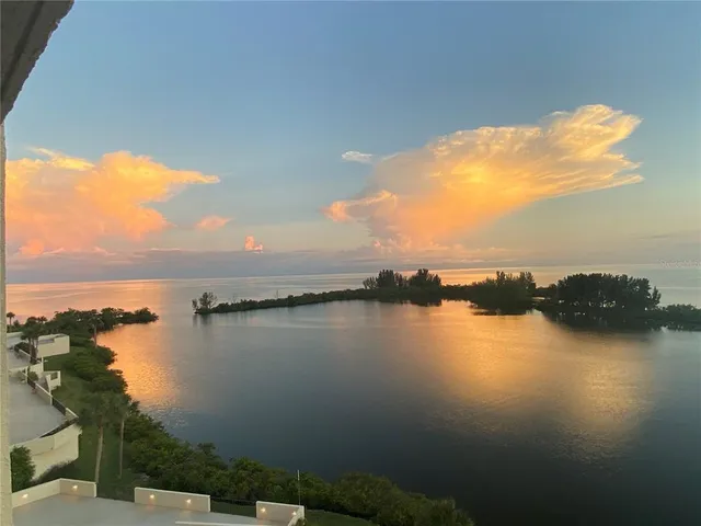 $2,995 | 6035 Sea Ranch Drive, Unit 215, Hudson, FL 34667