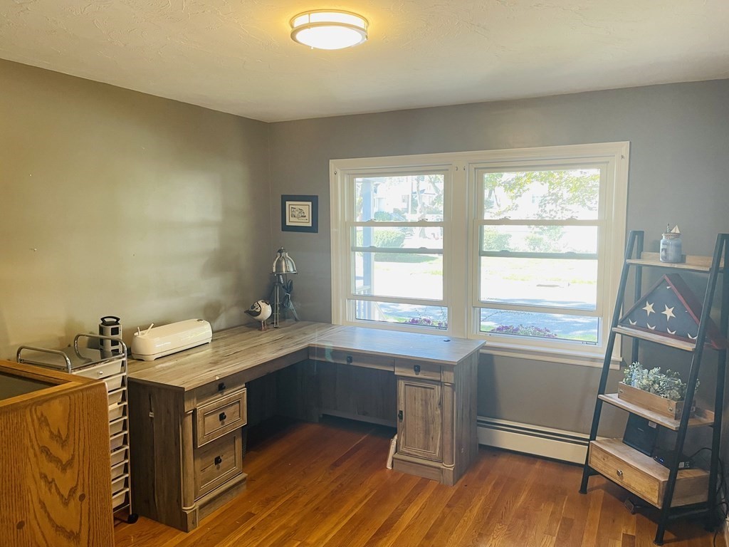 21 Knowles Road Worcester, MA 01602 - Photo 17 of 18 Gallery Image 17