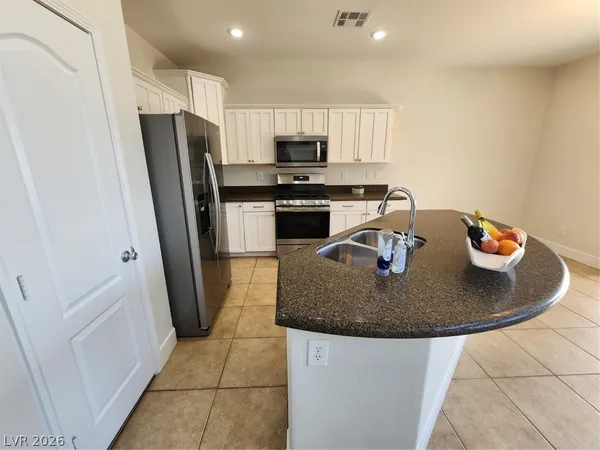 $3,225 | 716 Sharon Hills Street, Henderson, NV 89052