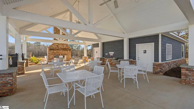 $247,900 | 104 Pebble Crk Court, Greenwood, SC 29646