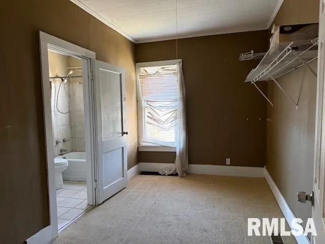 a view of a walk in closet