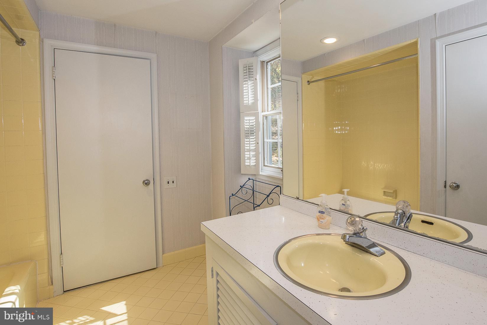 75 Pugh Road Wayne, PA 19087 - Photo 18 of 26 Hall Bathroom