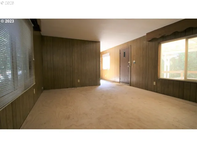 $158,000 | 1600 Rhododendron Drive, Unit 113, Florence, OR 97439