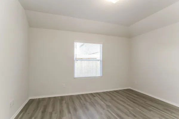 $1,915 | 8719 J C Oaks Circle, Houston, TX 77028