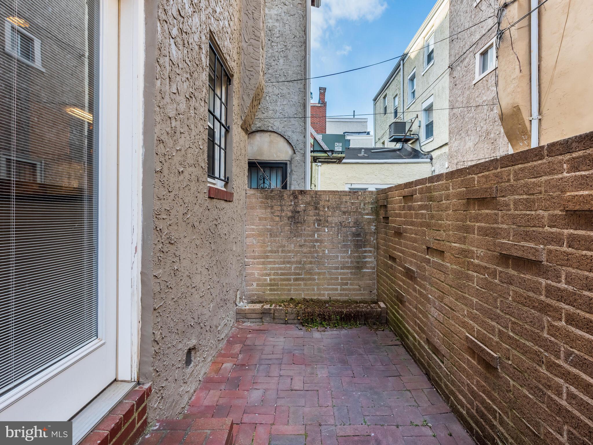 1633 Addison Street Philadelphia, PA 19146 - Photo 18 of 18 Patio